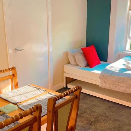 Edinburgh Leven Apartments Bagian luar foto